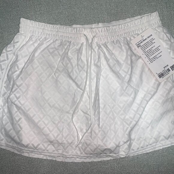 Lululemon NWT Textured Mesh High-Rise Tennis Skirt L White - Picture 1 of 16